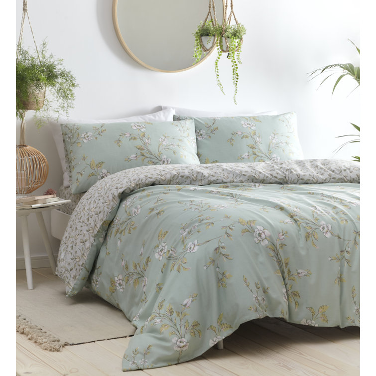 Etta Avenue Abdiel Timeless Floral Easycare Polycotton Duvet Cover Set